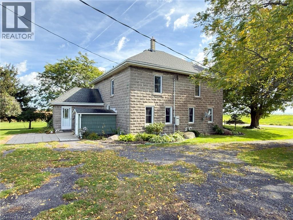 1699 Lakeshore Road Property Photo 7