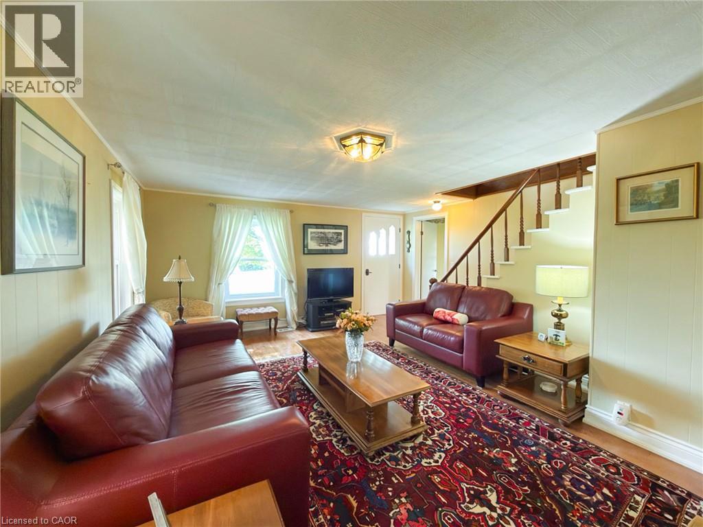 1699 Lakeshore Road Property Photo 13
