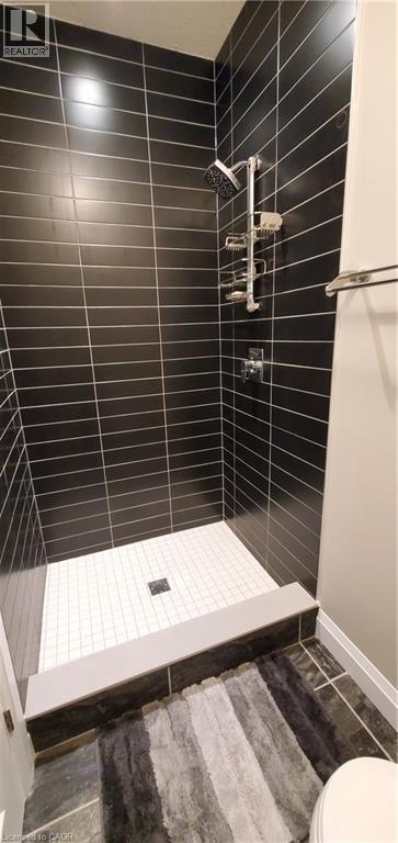 819 Sundrops Court Property Photo 31
