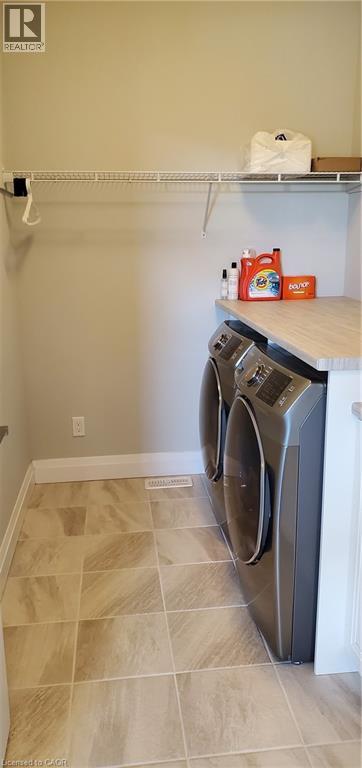 819 Sundrops Court Property Photo 34