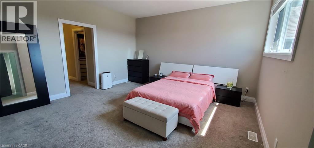 819 Sundrops Court Property Photo 35