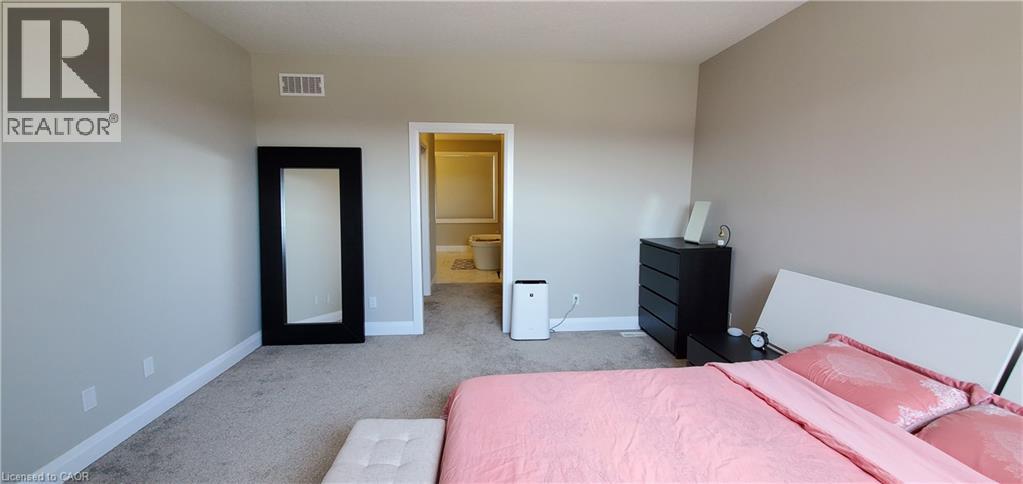 819 Sundrops Court Property Photo 36