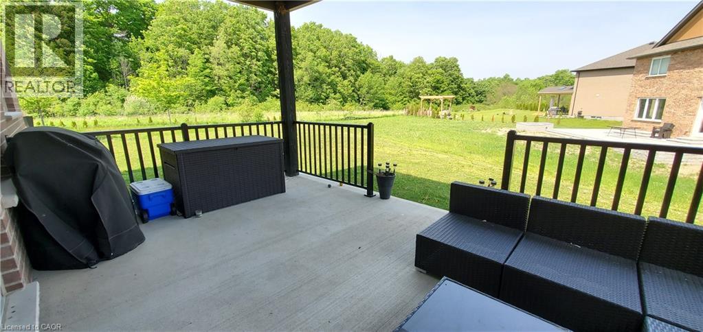 819 Sundrops Court Property Photo 45
