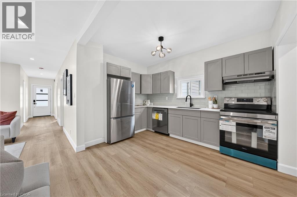 51 Queen Street S Property Photo 13