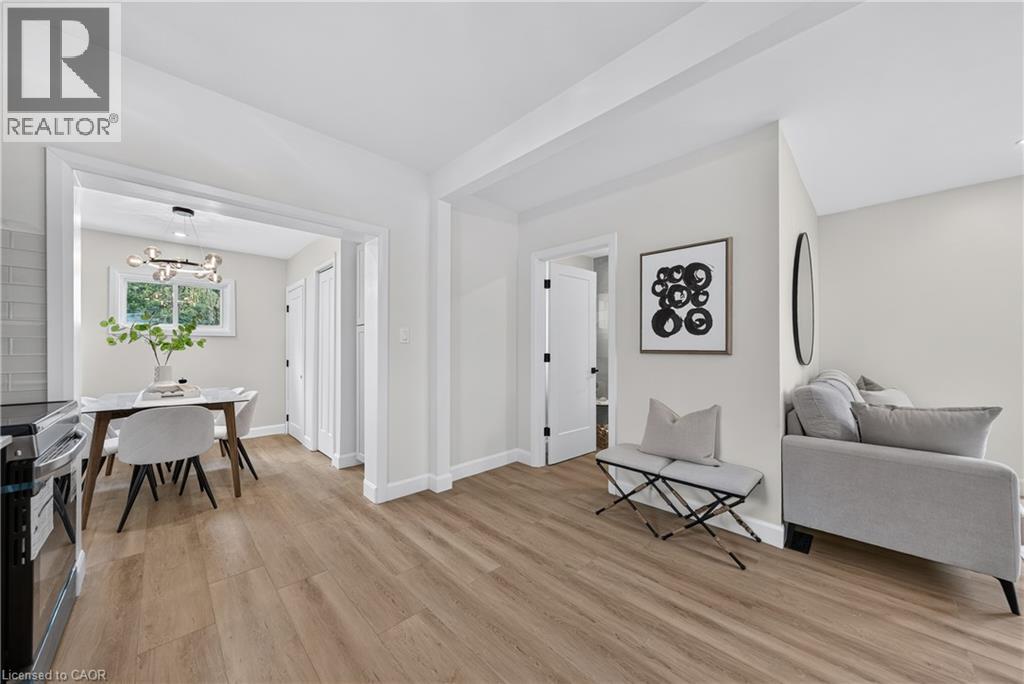 51 Queen Street S Property Photo 19