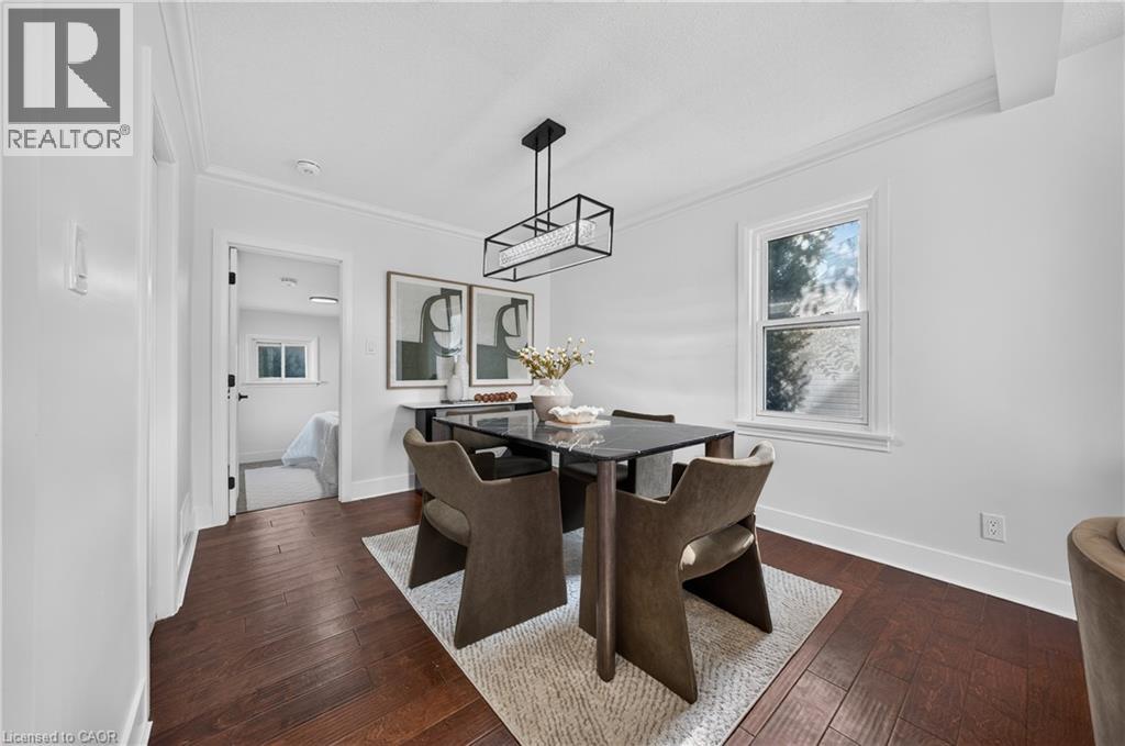 12 Admiral Road Property Photo 14