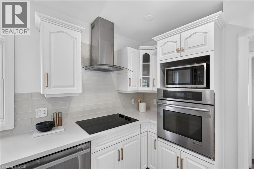 12 Admiral Road Property Photo 22