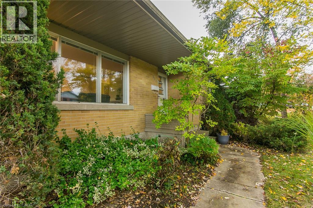 201 Dawson Street Property Photo 3