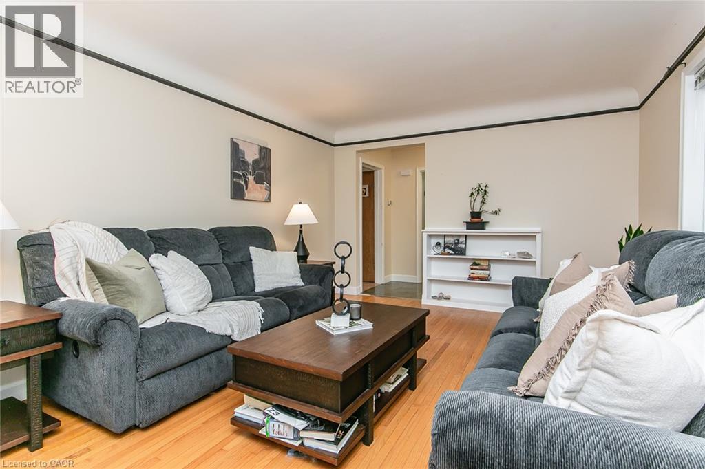 201 Dawson Street Property Photo 7