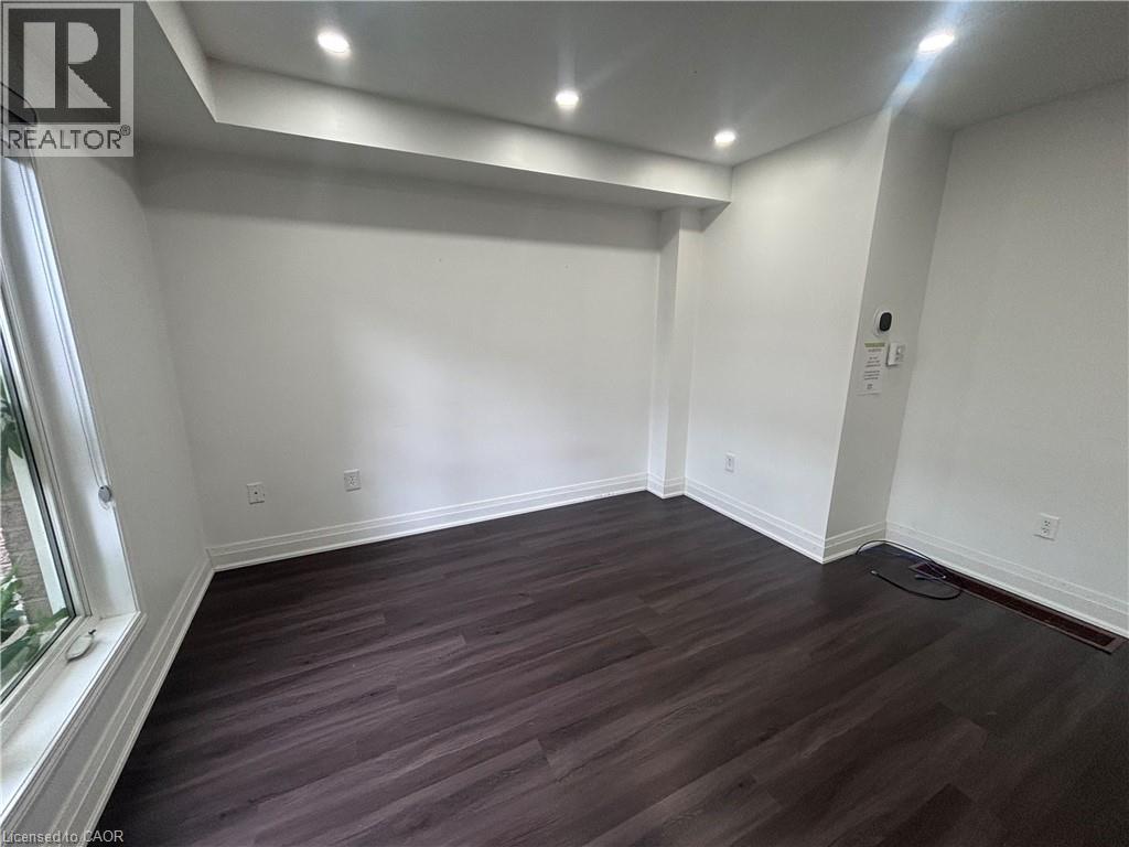 39 Newport Crescent Property Photo 5