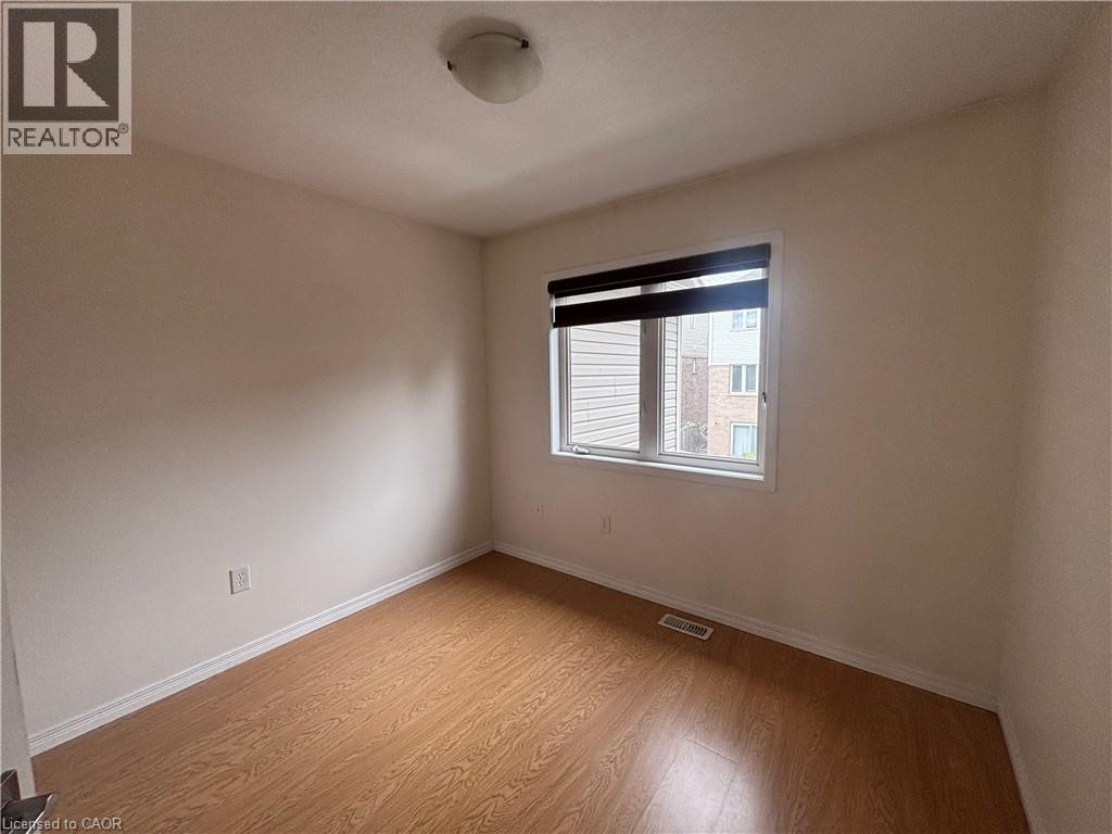 39 Newport Crescent Property Photo 13