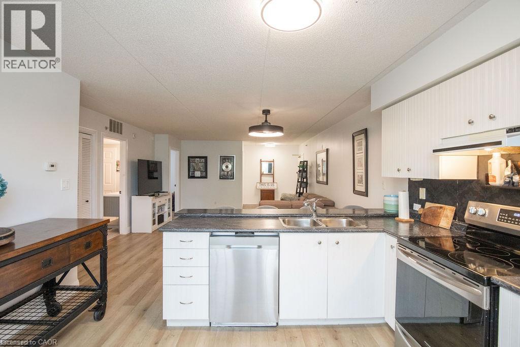 1480 Bishops Gate Unit# 207 Property Photo 9