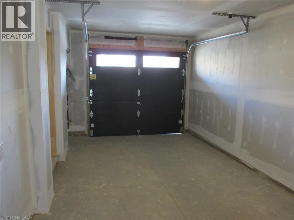 461 Blackburn Drive Unit# 60 Property Photo 22