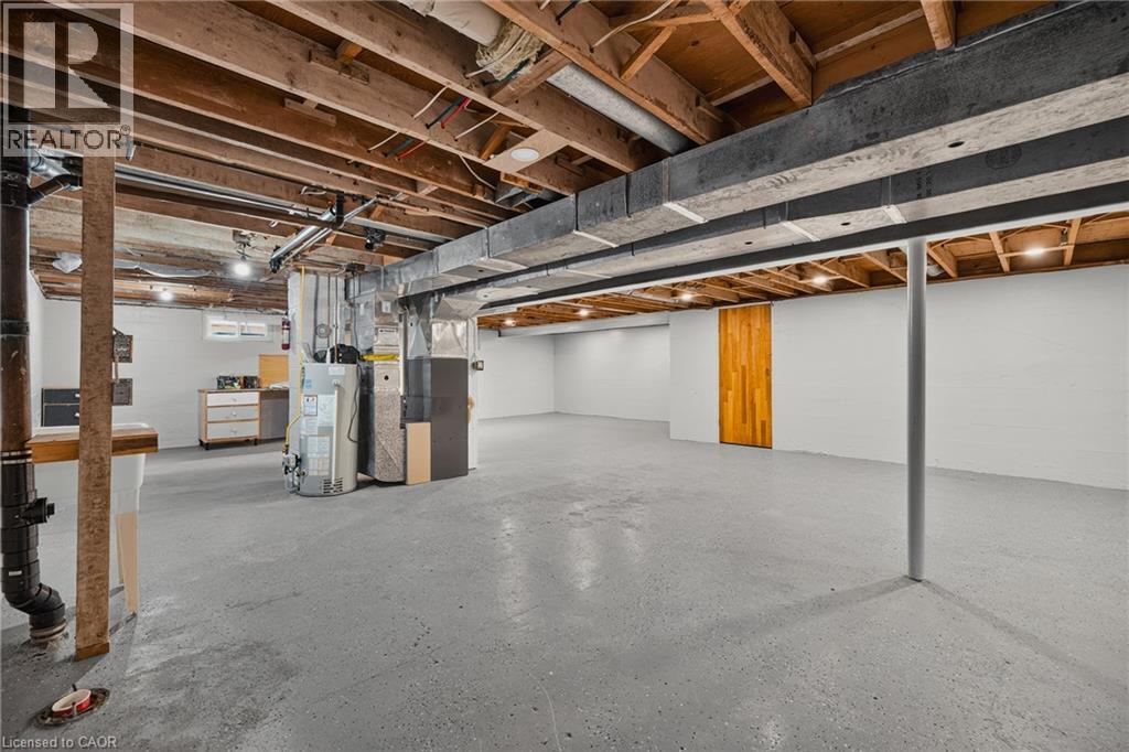 205 Mckenzie Street E Property Photo 25