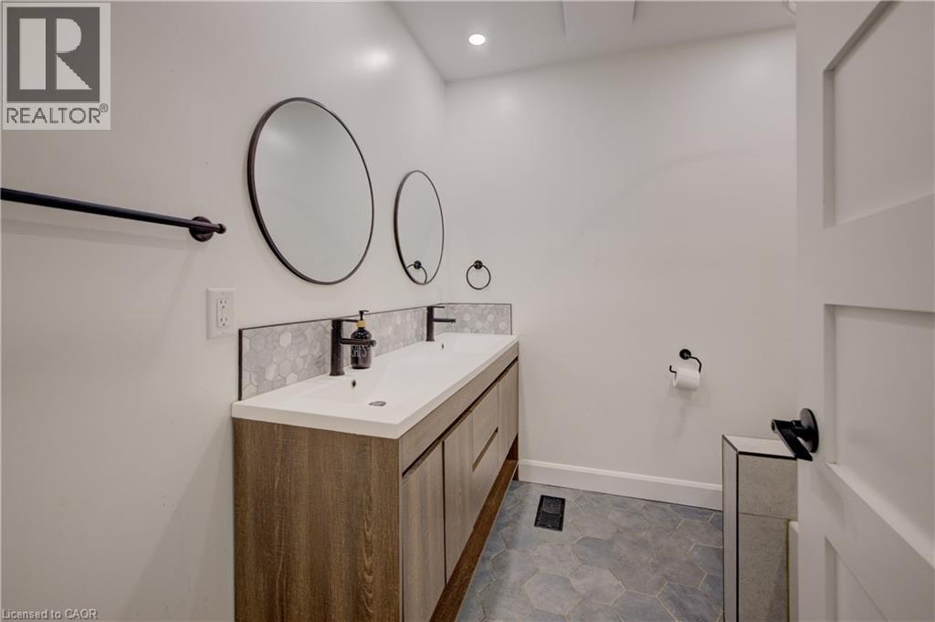 244 Royal Street Property Photo 21
