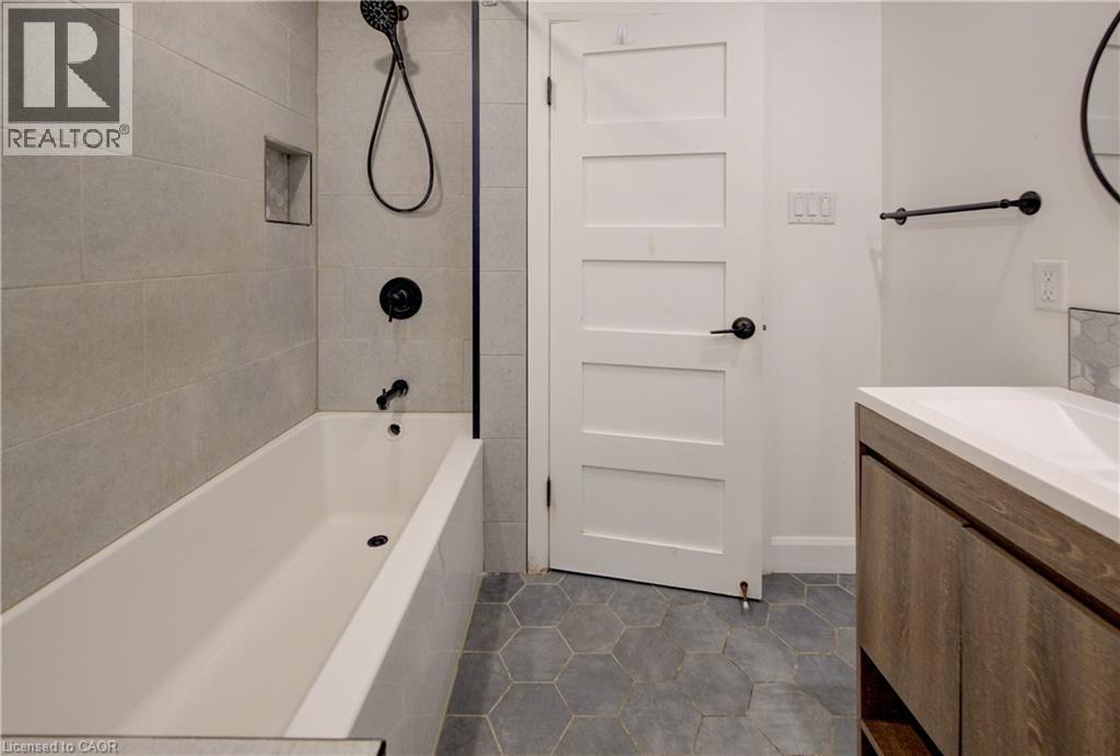 244 Royal Street Property Photo 23