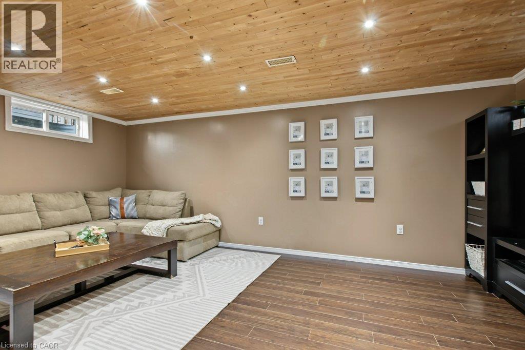 347 Bankside Drive Property Photo 21