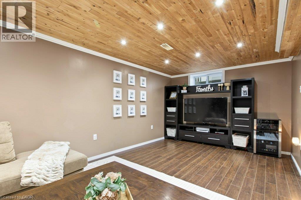 347 Bankside Drive Property Photo 23