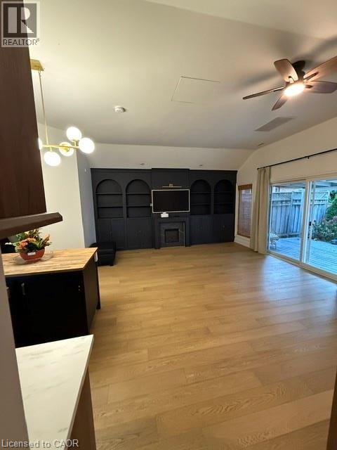 121 Paisley Boulevard E Property Photo 4