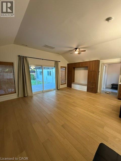 121 Paisley Boulevard E Property Photo 5