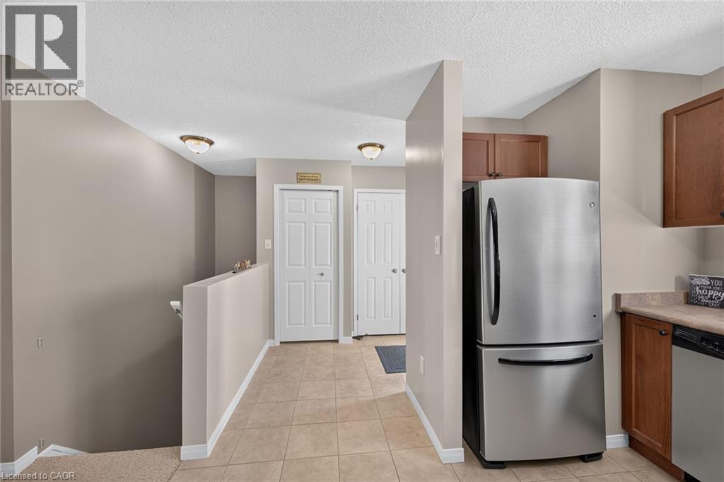 7 Powell Lane Property Photo 11