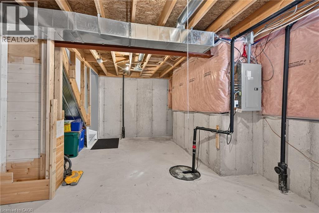 7 Powell Lane Property Photo 27
