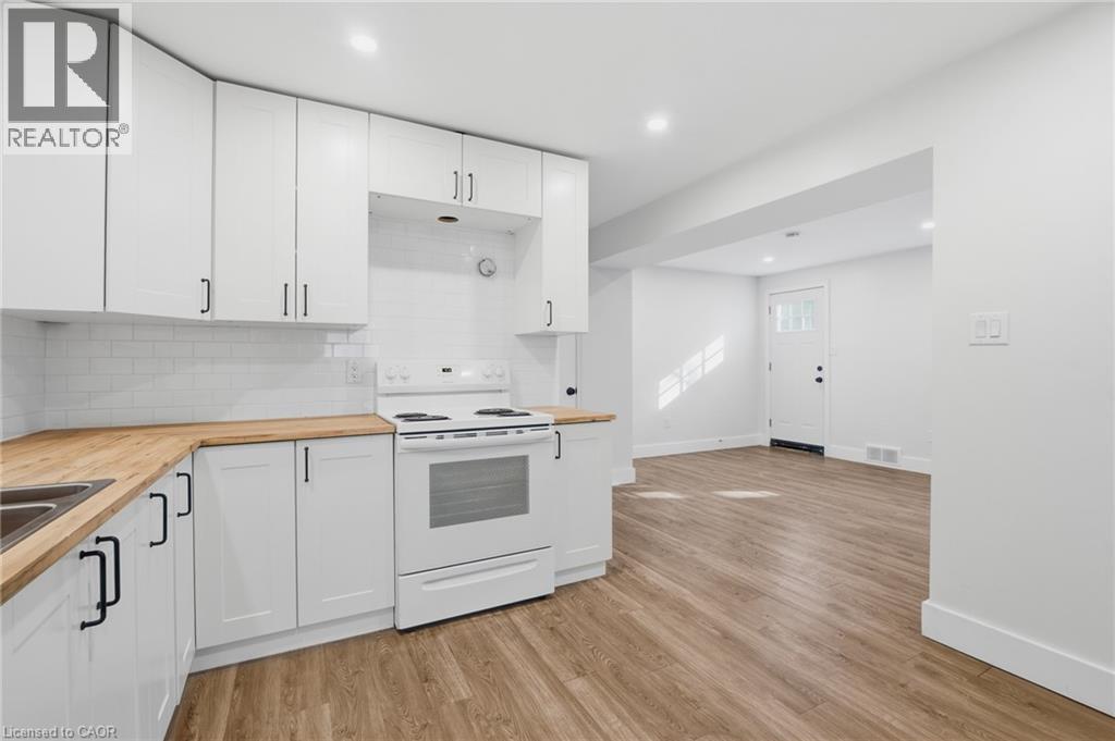 24 Briarwood Crescent Unit# 2 Property Photo 11