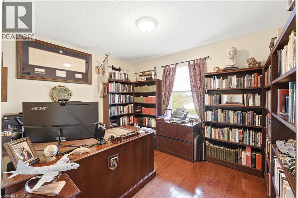 4276 Westbrook Road Property Photo 15