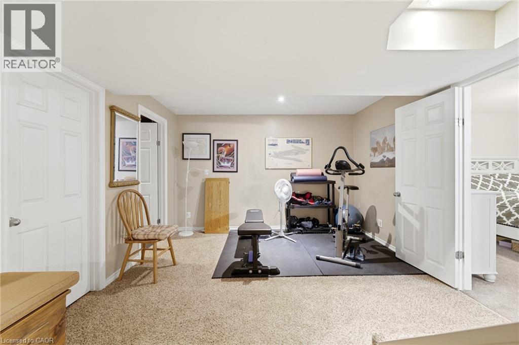 4276 Westbrook Road Property Photo 18