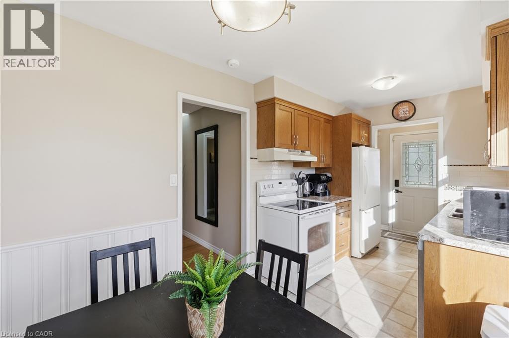 111 Tupper Drive Property Photo 6