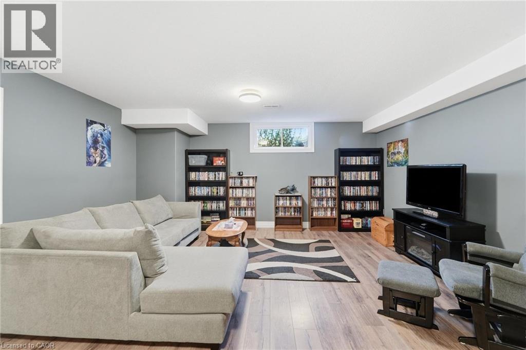 10 Nyah Court Property Photo 26