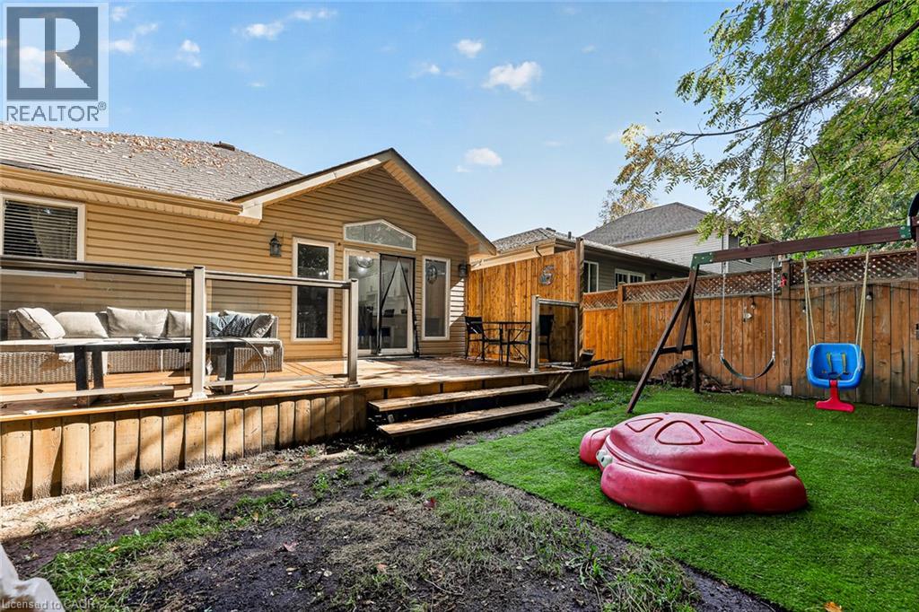 10 Potters Way Property Photo 46