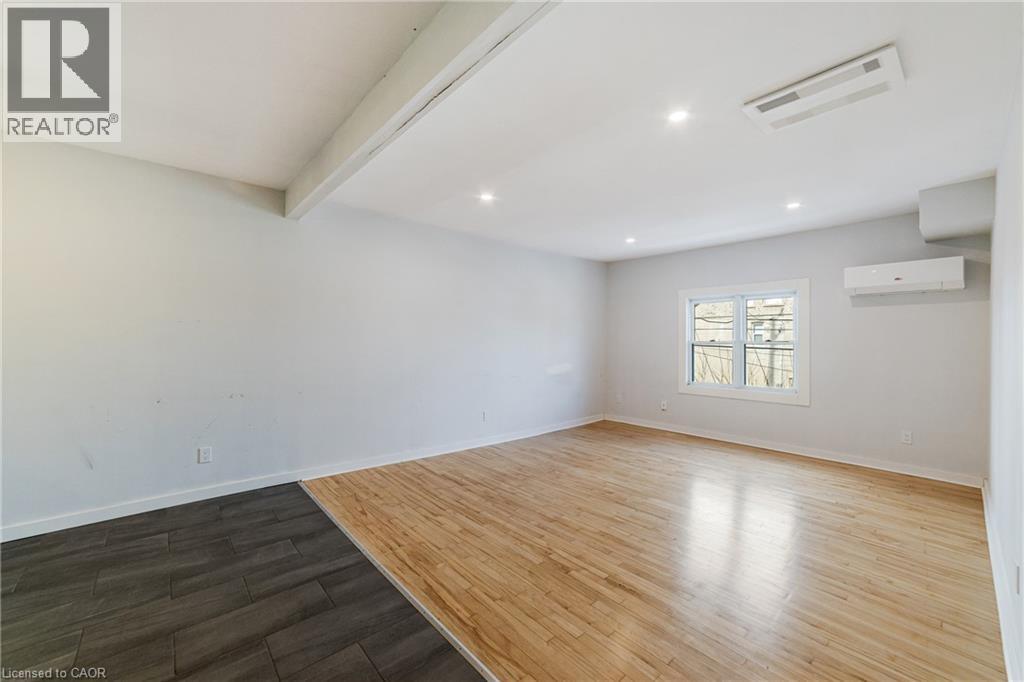 208 Mary Street Property Photo 16
