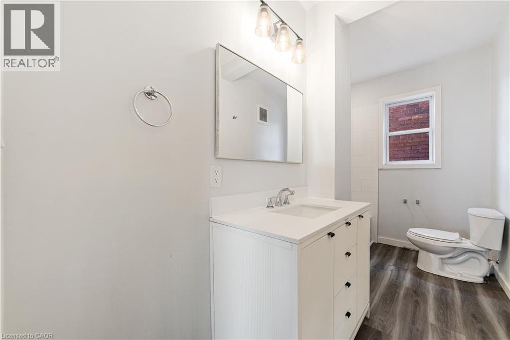208 Mary Street Property Photo 26