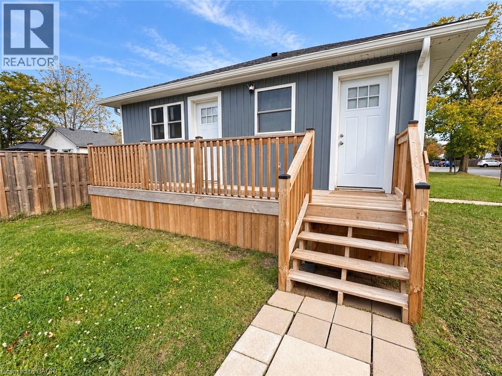 15 Keele Street Unit# Unit B Property Photo 1