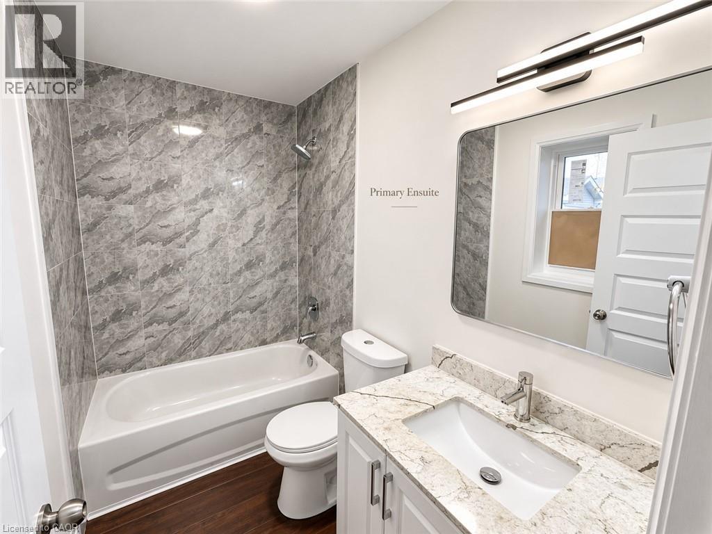 15 Keele Street Unit# Unit B Property Photo 12