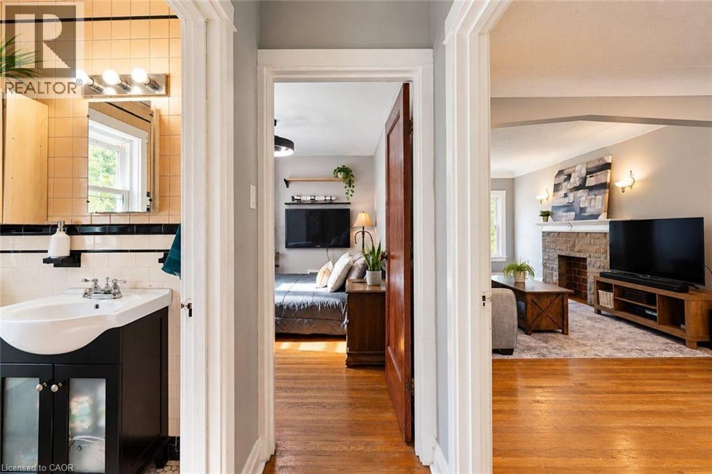 75 Barons Avenue Property Photo 19