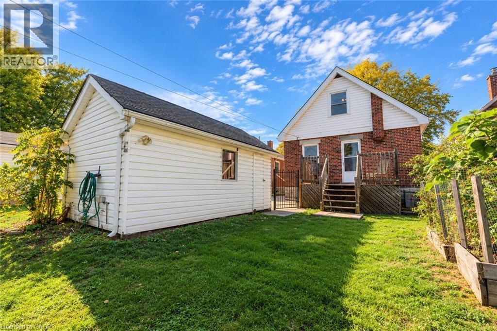 75 Barons Avenue Property Photo 33