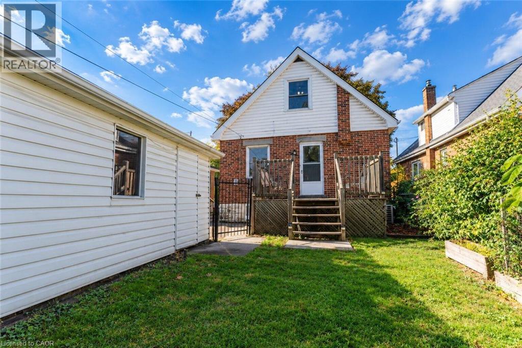 75 Barons Avenue Property Photo 35
