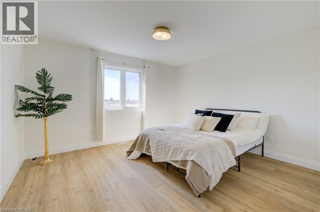 67 Weymouth Street Property Photo 21