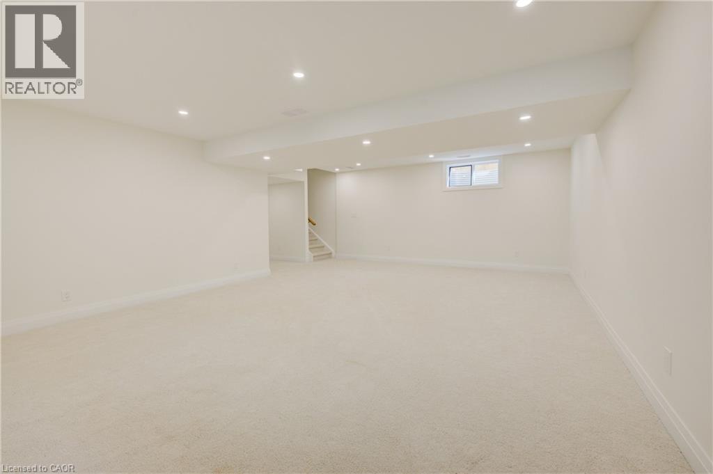 67 Weymouth Street Property Photo 25