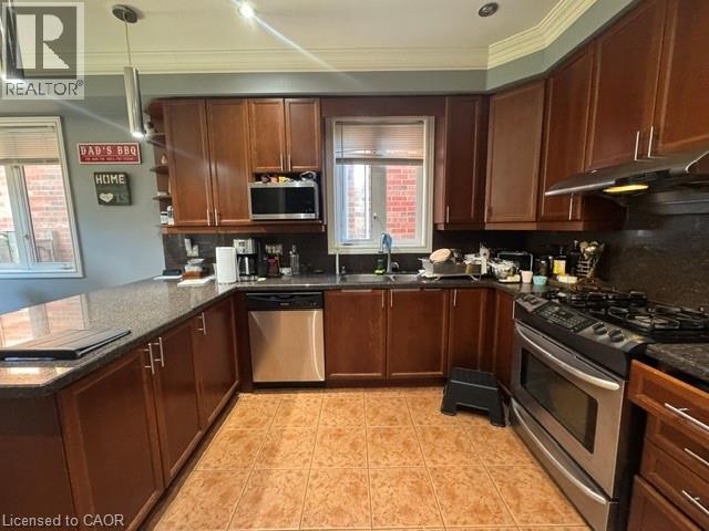 2165 Highcliffe Way Property Photo 5