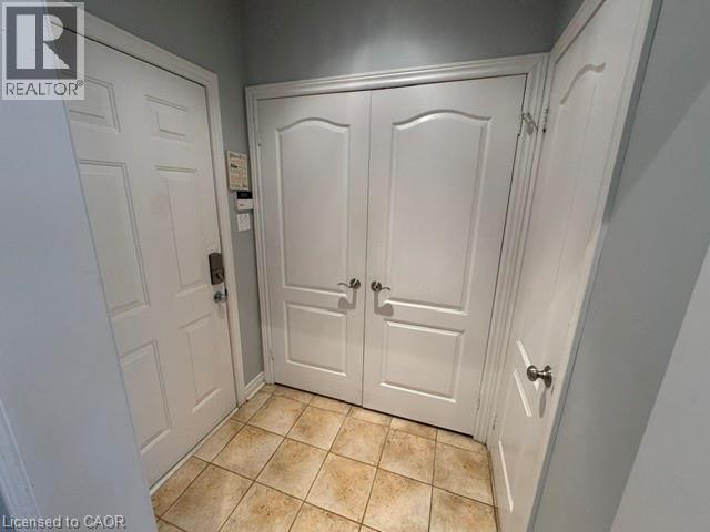 2165 Highcliffe Way Property Photo 10