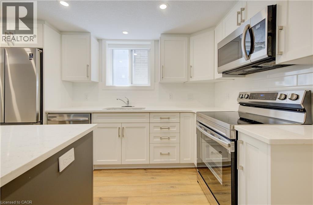 35 Second Avenue Unit# B Property Photo 7