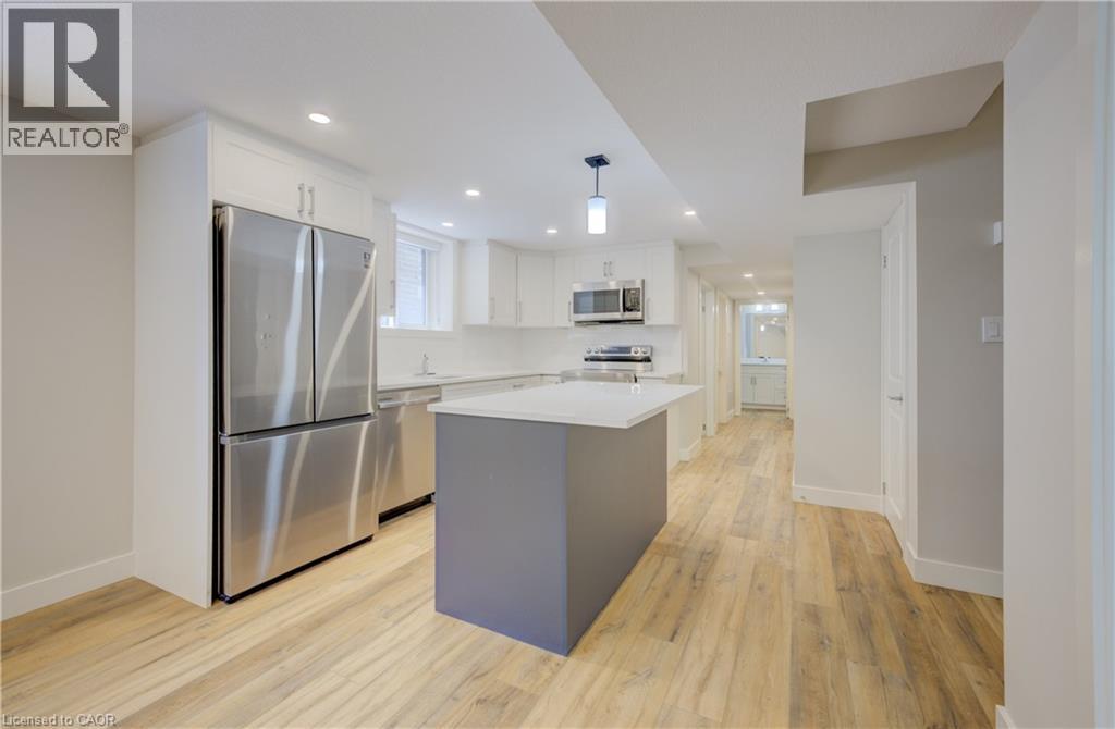 35 Second Avenue Unit# B Property Photo 9