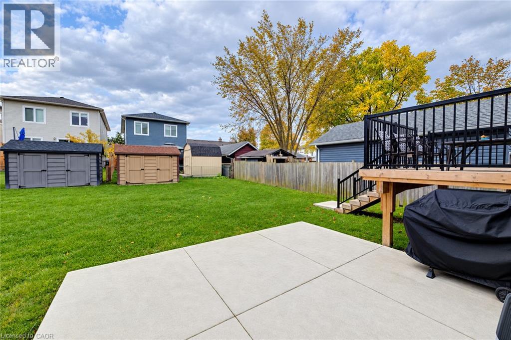 35 Second Avenue Unit# B Property Photo 18