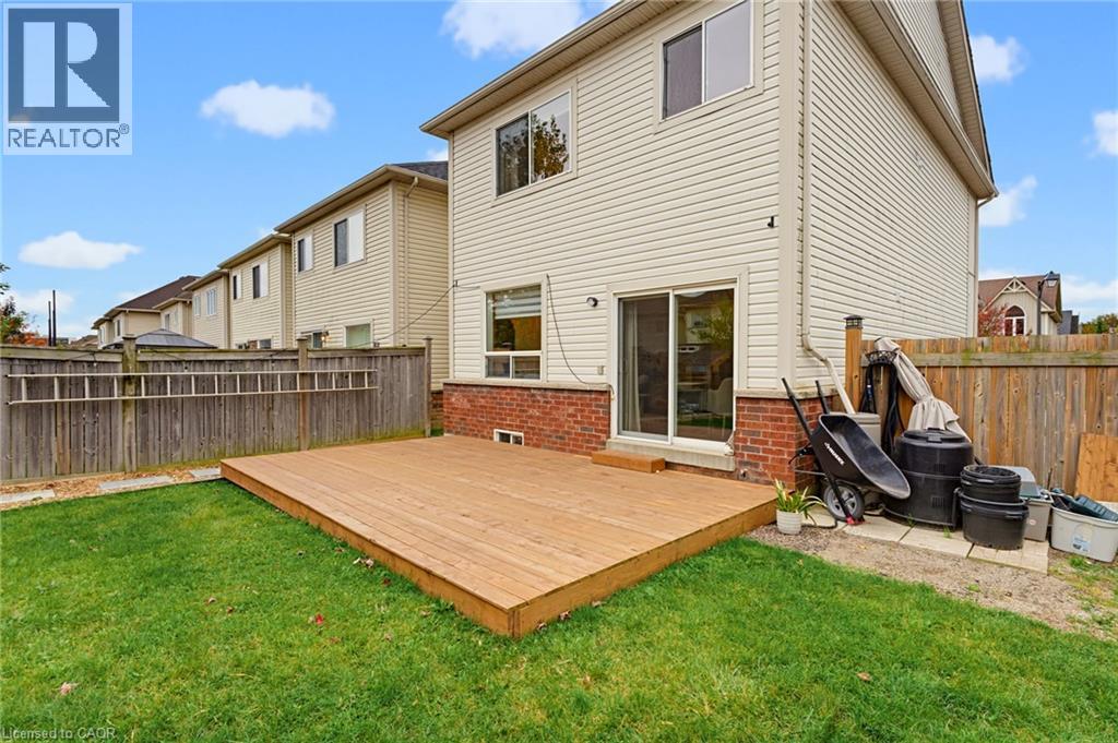 63 Golden Iris Crescent Property Photo 16