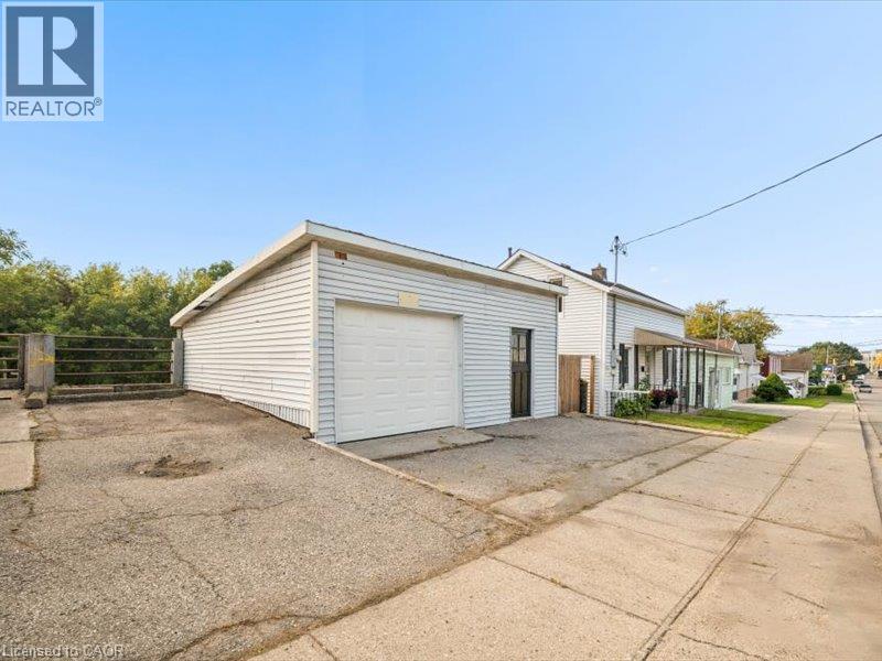 77 Beverly Street Property Photo 4