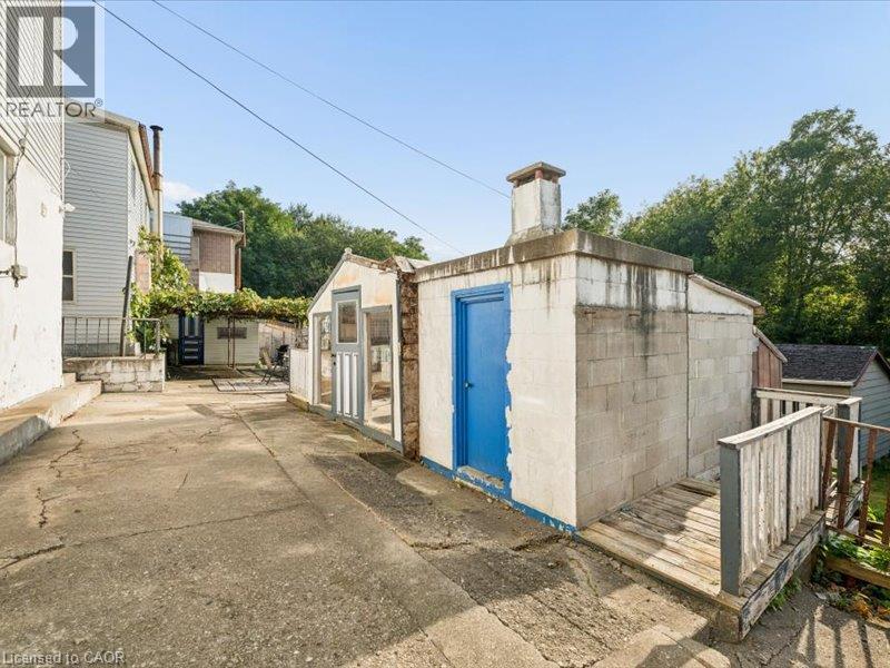 77 Beverly Street Property Photo 28