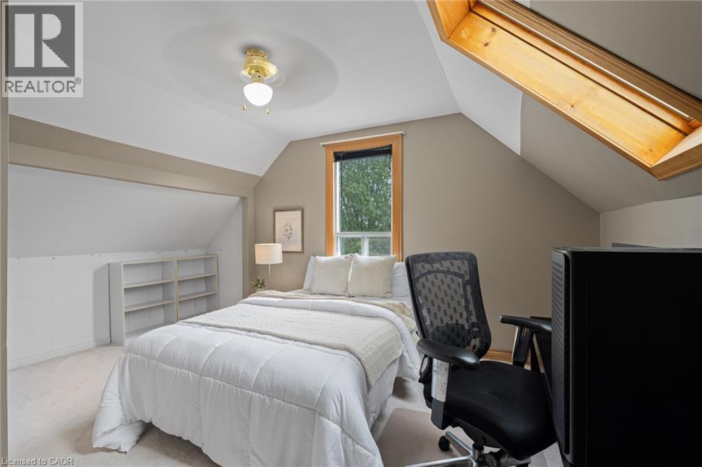 3 1/2 Dundonald Street Property Photo 23
